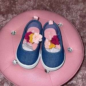 Carter's Toddler Girl Mary Dark Denim w/flowers. Worn once